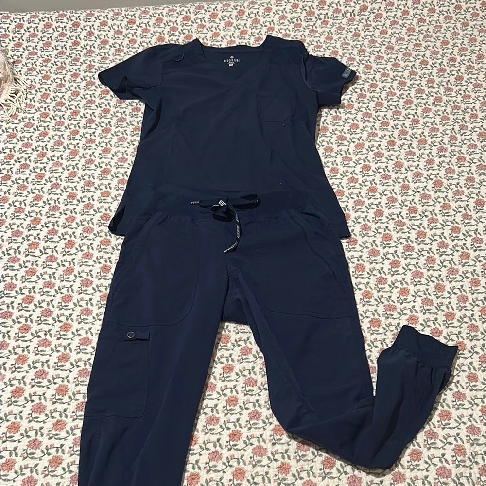 Med Couture Navy Blue Scrub set XS top and XS jogger bottoms